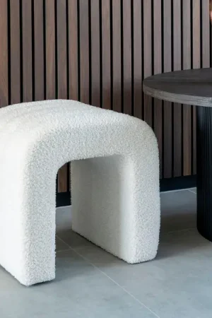 Witte Bouclé Poef - Comfortabel en Stijlvol 41x36,5 cm Express Levering