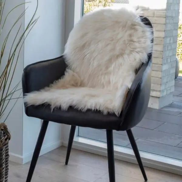 Betrouwbaar Kunstmatig lamsvel -50x85 cm - ivoor