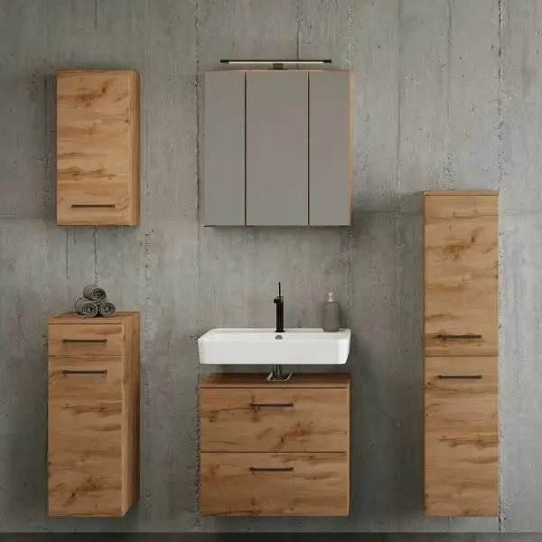 Op = Op Badkamerset Manchester | Wastafelkast, kolomkast, spiegelkast met verlichting, hangkast, bijzetkast | Wotan Oak