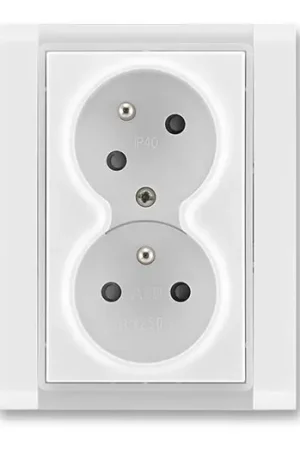Binnen Stopcontact TIME I Z 5513F-C02357 01 Betrouwbaar