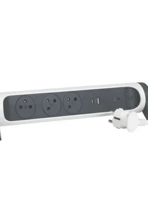 Koop Vandaag Legrand 049416 - Verlengsnoer met schakelaar 3Z Type E + USB-A + USB-C 1,5m