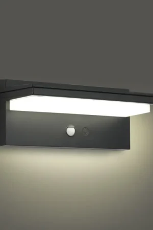 Speciale Aanbieding Brilagi - LED zonne-wandlamp met sensor SUN SENSE LED/10W/3,7V 4000 mAh IP44