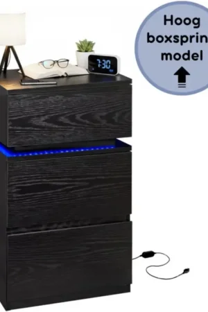 Seizoensaanbieding Casamoda Hoog Nachtkastje voor Boxspring - Ladekastje - 3 Lades- Verstelbare RGB LED-Verlichting - Zwart - 40 x 35 x 70 cm
