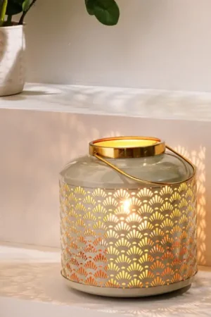 Bestel Nu Decoratieve Lantaarn Kaarslicht 20cm Pastelgroene Metalen Handgemaakte Lantaarn - 43828